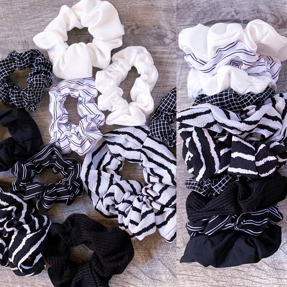 mix Accessories - Random Assorted 25 Black & White Hair Scrunchies